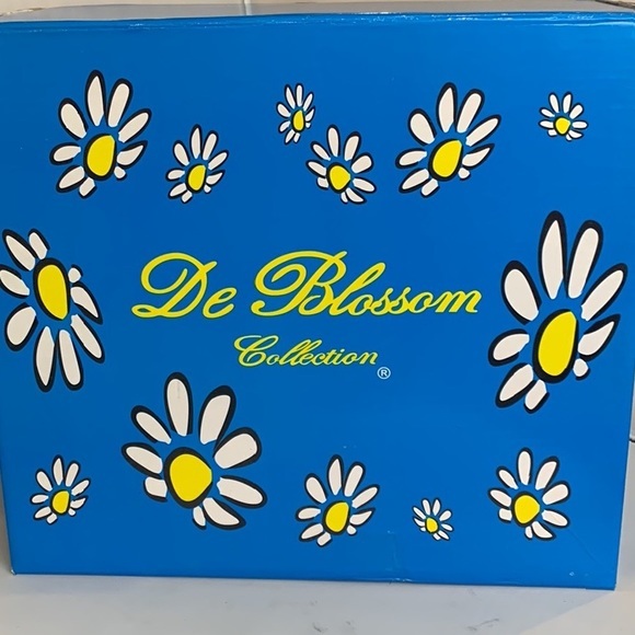 Da Blossom Collection Heeled Quilted Boots - Picture 7 of 10